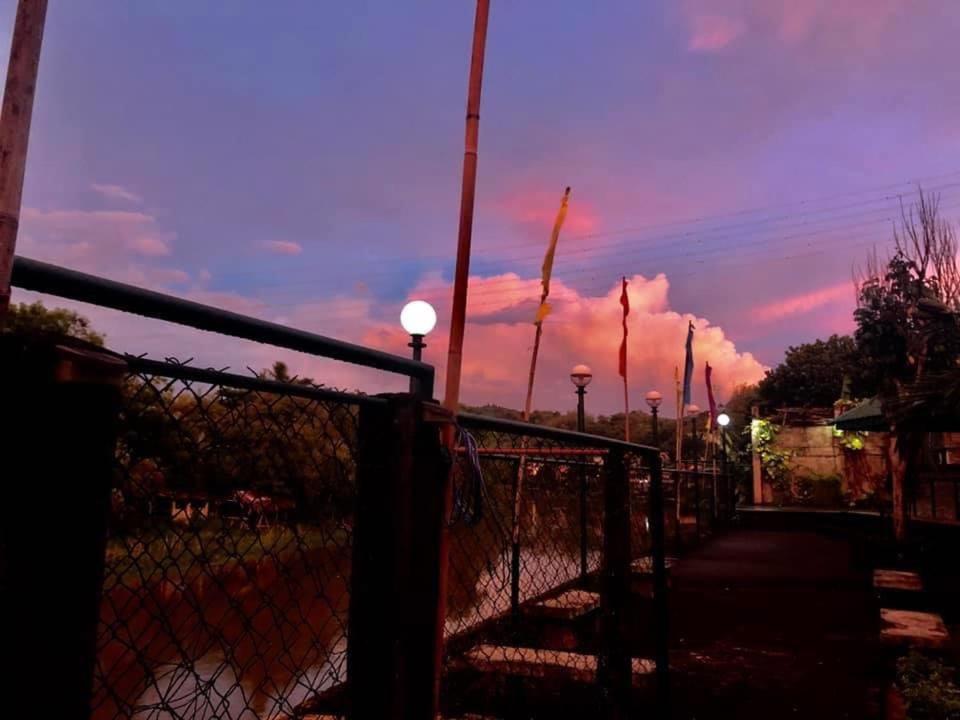 คาซา เดล ริโอ รีสอร์ท Pinagsanghan ภายนอก รูปภาพ